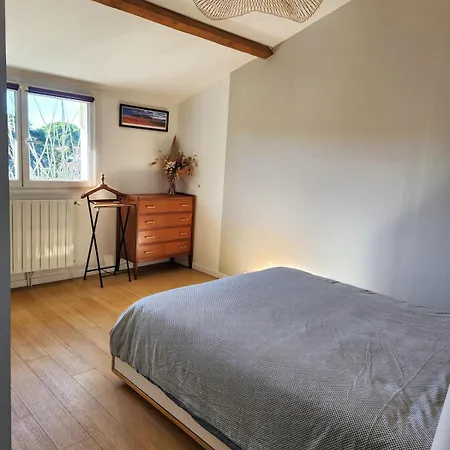 Spacieuse Avec Piscine Et Climatisation Vila
